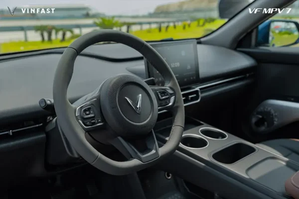 Tiện nghi nổi bật VinFast MPV7